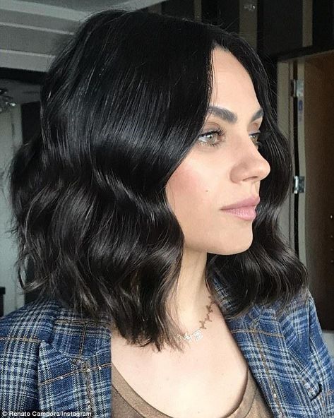 Mila Kunis #femalehairstylestrends Mila Kunis Short Hair, Short Black Hair, Dark Brunette Hair, Short Dark Hair, Mila Kunis, Hair Bob, Nails Makeup, Hair Images, Undercut Hairstyles