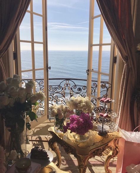 Amazing Aesthetic, Window View, Hailee Steinfeld, Open Window, Pretty Places, Dream Vacations, Beautiful Views, Future House, Beautiful World