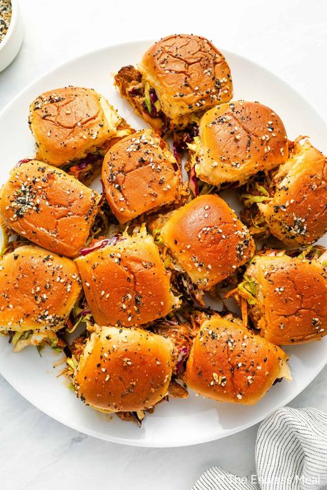 This pulled pork sliders recipe is perfect for entertaining. Thanks to one of my favorite kitchen hacks, you can whip up 12 of these meaty sliders at once! #theendlessmeal #sliders Pulled Pork Salad, Pork Sliders Recipes, Pulled Pork Chili, Pulled Pork Enchiladas, Pork Enchiladas, Pulled Pork Sliders, Pulled Pork Leftovers, Pulled Pork Tacos, Pork Salad