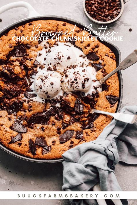 Cookie With Ice Cream, Cookies Light, Chocolate Pack, Skillet Cookie, No Churn Ice Cream, Browned Butter, Warm Chocolate, Chocolate Chunk, Chocolate Chunk Cookies