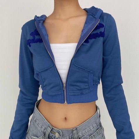 Crop Zip Up Hoodie Outfit, Cropped Zip Up Hoodie Outfit, Zip Up Hoodie Outfit, Zip Hoodie Outfit, Cropped Hoodie Outfit, Crop Zip Up Hoodie, Cropped Zip Up Hoodie, Cropped Zip Up, Slim Sweater