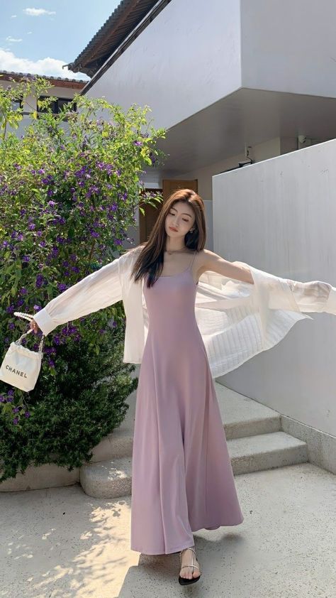 Soft Korean Aesthetic Outfit, Korean Fashion Cute Girly, Modest Fancy Outfits, Summer Outfits Aesthetic Korean, Korean Dress Casual, Maxi Dress Spring, Korean Fashion Cute, Ootd Korean, Simple Style Outfits