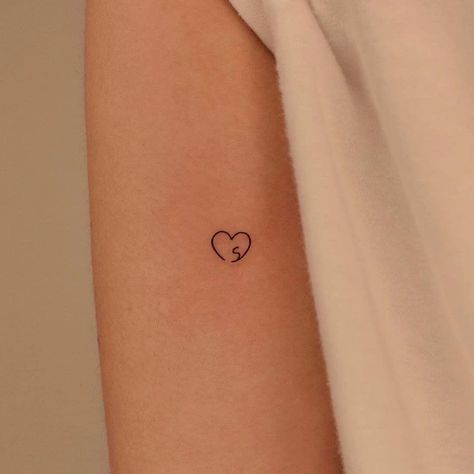 Love Heart With Initial Tattoo, C And L Initial Tattoo, Heart With Letter Inside Tattoo, Initial In Heart Tattoo, S Tattoo Letter Initial, Letter S Tattoo Ideas, Nashville Tattoos, Couple Wrist Tattoos, Hart Tattoo