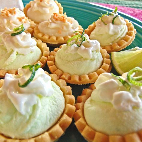 Get a variety of recipe ideas for appetizers, salads, soups & entrées. They are perfect for tailgating, parties, grilling and many more. Jimmy Buffet Party Ideas Food, Margaritaville Food Ideas, Margaritaville Party Appetizers, Margaritaville Party Food, Jimmy Buffett Party Food, Margaritaville Recipes Food, Campground Recipes, Margaritaville Party Ideas, Cheeseburger In Paradise Party