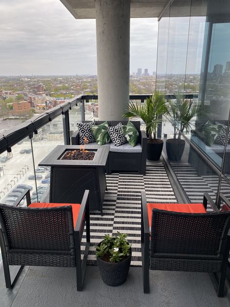 Highrise apartment balcony, balcony decor, apartment, balcony Modern Apartment Patio, Patio Design Condo, Highrise Balcony Design, High Rise Condo Balcony, Apartment Terrace Decorating, Highrise Condo Decor, Penthouse Balcony Ideas, Apartment Terrace Decor, Terase Ideas Balconies