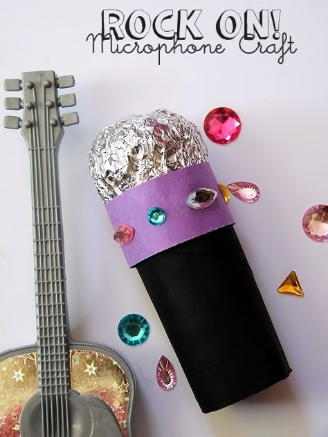 Sparkly Microphone, Microphone Craft, Music Crafts Preschool, Diy Microphone, Kids Karaoke Machine, Zumba Kids, Instrument Craft, Music Study, Music Camp