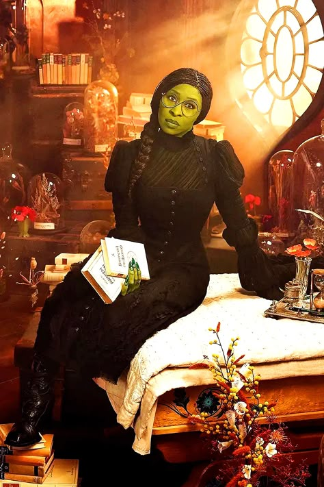 Cynthia Erivo as Elphaba in Wicked | Vanity Fair | March 21, 2024 | 📷 Sophy Holland Wicked Elphaba Costume, Wicked Cynthia Erivo, Cynthia Erivo Elphaba, Wicked Movie Elphaba, Elphaba Wicked Movie, Elphaba Cynthia Erivo, Wicked Movie Costumes, Wicked Movie 2024, Cynthia Erivo Wicked