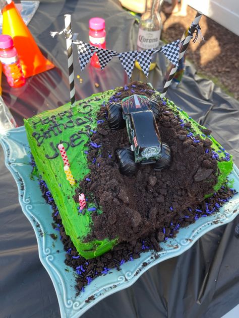 Homemade Grave Digger Birthday Cake, Grave Digger Birthday Party, Grave Digger Cake, Digger Birthday Party, Digger Birthday Cake, Digger Cake, Digger Birthday, Monster Truck Birthday Party, Birthday Party Decoration Ideas