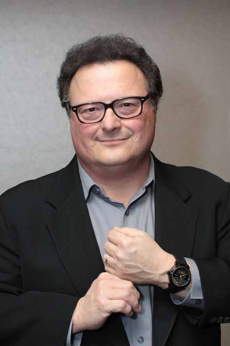 The classic Wayne Knight wearing the Shade Black from Egard Wayne Knight, Fat Guy Fashion, Mens Fashion Essentials, Guy Fashion, Jewish Men, Mens Fashion Classic, Seinfeld, Men Style Tips, Battle Royale