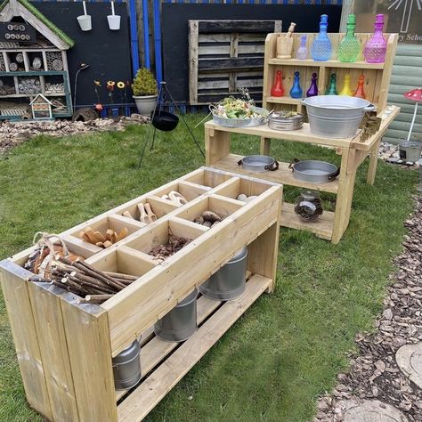 Ks1 Outdoor Area, Forest School Set Up, Mud Kitchen Eyfs Outdoor Classroom, Outdoor Atelier Reggio, Ece Outdoor Environments, Outdoor Learning Environments Early Childhood, School Outdoor Classroom, Backyard Play Spaces, Outdoor Play Space