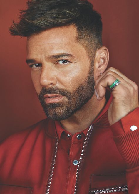 Ricky Martin to Headline LA Pride in the Park 2024 – LA Pride Alex Morgan Hot, Splat Hair Color, Pretty Ricky, Allison Janney, Latin Artists, Orange Theory Workout, Kristen Wiig, Carol Burnett, Global Icon