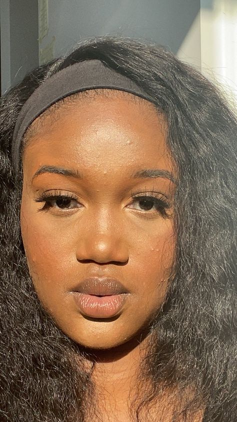 Natural glam make up on black woman Glam Makeup For Black Women, Natural Soft Glam Makeup, Makeup No Filter, Makeup For Black Skin, Soft Glam Makeup, Glam Makeup Look, Natural Glam, Soft Glam, Dark Skin Makeup