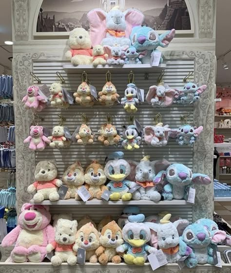 Disney Pastel, Disney Sweets, Disney Movie Art, Disney Stuffed Animals, Disney Souvenirs, Disney Merch, Cute Squishies, Plush Collection, Disney Ornaments