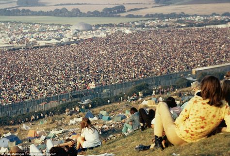 Nostalgic Photos, Uk Festivals, Arthur Brown, Woodstock Music, Isle Of Wight Festival, The Doors Jim Morrison, Woodstock 1969, Nostalgic Pictures, Outdoor Music