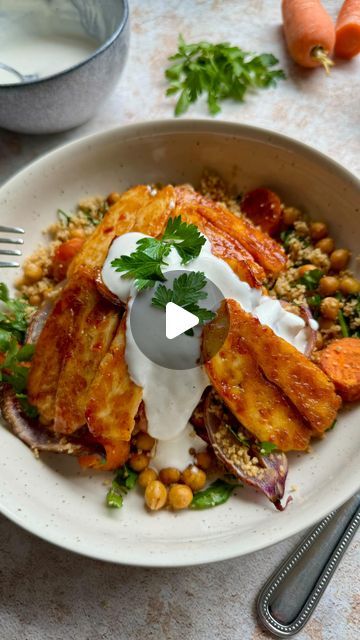 Quick, easy + simple vegetarian recipes & things on toast on Instagram: "ALL HAIL HALLOUMI EP 10 - Honey and harissa glazed halloumi with roast carrot and chickpea couscous. 

Comment ‘halloumi’ to get the recipe link sent to your inbox, or find it on my Substack. 

In this episode of my halloumi series we’ve got sweet, spicy, sticky harissa halloumi slices with a wholesome salad and fresh creamy dressing.

The salad is a combination of roast carrot, red onion and chickpeas cooked in smoked paprika and cumin, with couscous and parsley. It’s easy to make, wholesome and filling.

Finish with a fresh and creamy yogurt and tahini dressing for a flavour packed vegetarian lunch or dinner. Hope you love it 🧀" Harissa Halloumi, Chickpea Couscous, Simple Vegetarian Recipes, Veggie Mains, Creamy Yogurt, Creamy Dressing, Healthy Plant Based Recipes, Vegetarian Lunch, Pan Meals