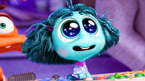 INSIDE OUT 2 - Official Trailer 2 (2024) Inside Out Joy, Teal Makeup, Movie Inside Out, Inside Out Characters, Dark Blue Hair, Disney Inside Out, Glitter Spray, Woman Movie, Wallpaper For Pc