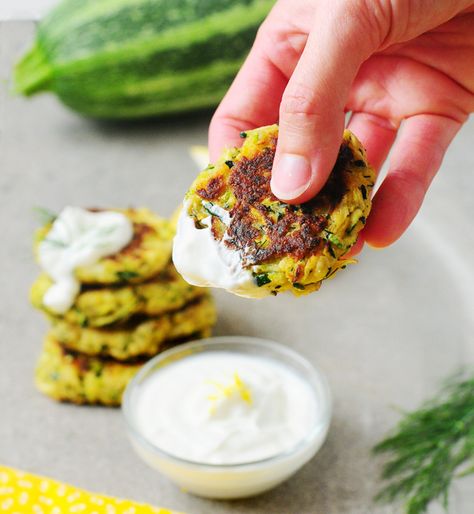 Lemon Dill Zucchini Fritters with Yogurt Sauce - Alison's Allspice Dill Zucchini, Shredded Zucchini Recipes, Lemon Yogurt Sauce, Use Up Zucchini, Veggie Stir Fry Recipes, Baked Zucchini Fritters, Easy Zucchini Recipes, Veggie Burgers Recipe, Bake Zucchini