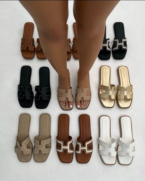 *🔥NEW ARRIVALS 🔥TOP‼️QUALITY WEARS🥰* *✅NOW AVAILABLE .* *✅SIZES:{37-39}{40-44}* *✅PRICE #3,500/#4,000 ONLY💰* *✅SUMMER SLIDES* *😎😎😎Direct whattsap Order📦👇👇* *https://wa.me/message/YBFWSCFLVFSVP1* https://chat.whatsapp.com/CsVLVgvlCoA9R1ZMREz9Jz #footwearfashion #footwear #footweardesign #shoesaddict #shoeslover Hermes Sandals Women Outfit, Hermes Sandals Women, Sandals Aesthetic Outfit, Hermes Shoes Women, Hermes Flats, Slides For Ladies, Hermes Sandals Outfit, Sandal Hermes, Hermes Heels