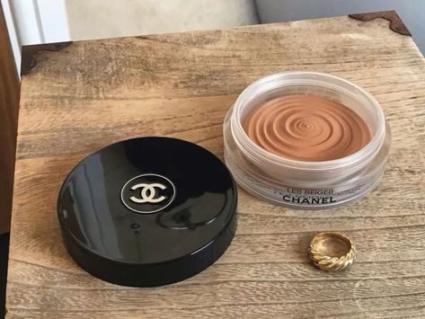 Chanel Bronzer, Espresso Girl, Life Board, Clean Aesthetic, Vogue Beauty, Chanel Beauty, Natural Contour, Chanel Makeup, Malibu Barbie