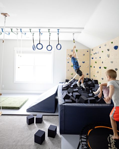 Foam pit FUN! 💥 Did you know we sell foam pits and foam cubes on our website? Foam pits (as you’ve likely realized by now!) are one of our favorite playroom elements. They can serve as a landing zone for climbing walls or monkey bars or just a fun place to play. Kids can’t resist running and diving (or trampoline launching themselves!) into them! Start thinking about these for holiday TODAY!! They take 4-6 weeks for delivery so don’t delay! ⏰ Multiple sizes and color options available. Li... Playroom Soft Play, Diy Foam Pit, Black Playroom, Gym Playroom, Foam Pit, Anmer Hall, Landing Zone, Play Place, Diy Playroom