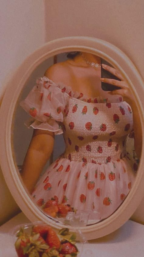 Strawberry Accessories Aesthetic, Strawberry Fashion Aesthetic, Strawberries Reference, Ophelia Name, Strawberry Aesthetic Outfit, Strawberry Dress Aesthetic, Strawberry Outfit Aesthetic, Pink Strawberry Aesthetic, Strawberry Pink Aesthetic