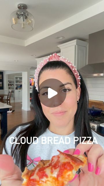 Maria Kelly on Instagram: "✨Cloud Bread Pizza✨Ready to revolutionize pizza night? 🍕 This cloud bread is gluten free, packed with protein and completely carb free 🌥️💫 thanks to egg whites!!💪🏻🥚It was so easy to make!! Try it out! Scroll down for recipe👇🏻#cloudbread #pizza #glutenfree #fyp #glutenfreerecipes #proteinpacked #easyrecipes  Mix 3/4 cup of liquid egg whites (about 4 large egg whites) with a tablespoon of corn starch. (I used arrowroot powder) Season with garlic powder, oregano, basil. Bake at 300° on a greased baking sheet for 23-25 minutes.  Top with your favorite pizza or marinara and 1/4 cup shredded cheese or dairy free cheese.  Broil for 1-3 minutes until cheese is bubbly and enjoy!!" Pizza Cloud Bread, Cloud Bread Pizza Crust, Egg White Pizza Crust, Easy Cloud Bread, Cloud Bread Pizza, Egg White Recipes, Liquid Egg Whites, Healthier Meals, White Pizza