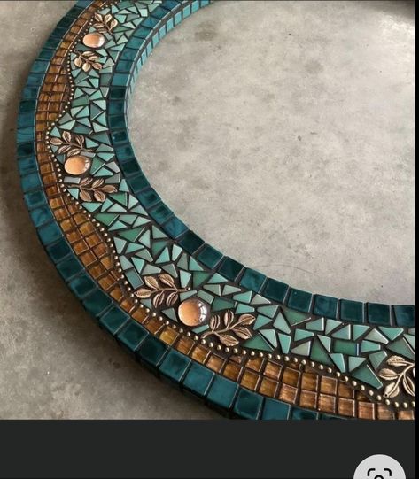 Islamic Mosaic, Love The Journey, Mosaic Mirror Frame, Art Deco Artists, Mosaic Art Diy, Mosaic Frame, Mosaic Art Projects, Mosaic Tile Art, Mosaic Murals