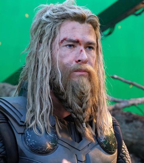 Thor Endgame, Viking Beard Styles, Viking Haircut, Beard Styling, Beard Jewelry, Thor Chris Hemsworth, Braided Beard, Beard Ideas, New Thor