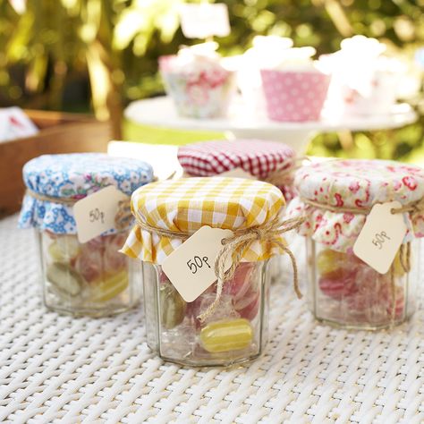 Glam up old Jam Jars With Pretty Fabric Offcuts. Summer Fayre Stall Ideas, Jam Jar Crafts, Fundraising Crafts, Fete Ideas, Animal Treats, Christmas Fair Ideas, Cake Stall, Pta Fundraising, School Fair