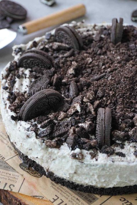 Du liebst Oreo-Kekse? Dann probier dieses einfache Rezept für eine Oreo Torte ohne backen und ohne Gelatine. So gehts: Oreo Torte, Pimento Cheese Recipes, Frozen Cheesecake, Cottage Cheese Recipes, Cream Cheese Dips, Tiramisu Cake, Grilled Cheese Recipes, Oreo Cake, Oreo Cheesecake