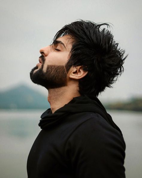 68.3k Likes, 1,382 Comments - Jubin Shah 1𝐒 (@jubin____shah) on Instagram: “Isn't it lovely, all alone? Heart made of glass, my mind of stone Tear me to pieces, skin to bone…” Isn't It Lovely All Alone, Latest Beard Styles, Hipster Outfits Men, Jubin Shah, Character Inspiration Male, Men Haircut Styles, Cool Hairstyles For Men, Boys Long Hairstyles, Blonde Guys