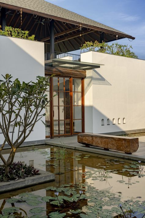 Tropical Architecture Design, Resort Hotel Design, Thai House Design, Tropical Interiors, Modern Tropical House, Tropical House Design, Van House, Bali House, Tropical Architecture