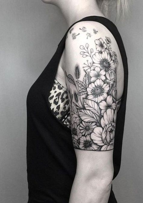 Girl Half Sleeve Tattoos, Black Flowers Tattoo, Tattoos Female, Small Wave Tattoo, Tattoo Shoulder, Women Tips, Tattoos For Women Half Sleeve, Training Ideas, Forearm Sleeve Tattoos