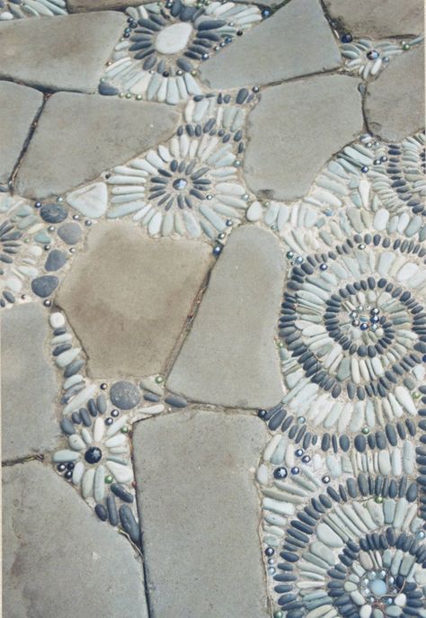 Shower Tile Mosaic, Garden Walkways Pathways, Pebble Mosaic Garden, Pathway Design, Mosaic Shower Tile, Mosaic Walkway, Garden Walkways, Landscape Mosaic, Garden Details