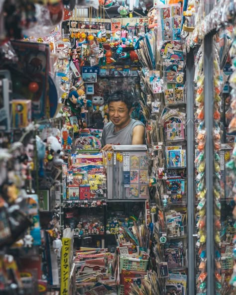 Street Photography Urban, Street Photography Portrait, Street Photography People, City Streets Photography, 사진 촬영 포즈, Tokyo Street, Portrait Photos, Cinematic Photography, Street Photo