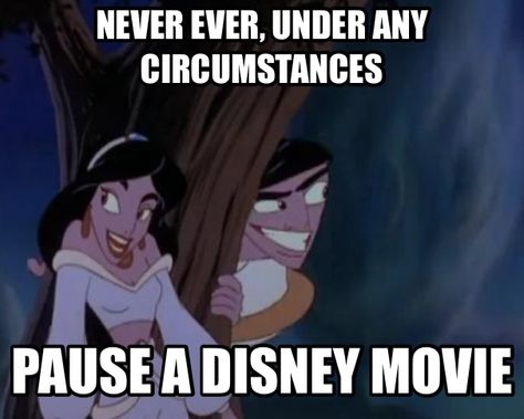 Never pause a Disney movie Disney Paused, Paused Disney Movies, Disney Theory, Funny Disney Memes, Funny Disney Jokes, Funny Disney, Wallpaper Disney, Humor Hilarious, Disney Jokes