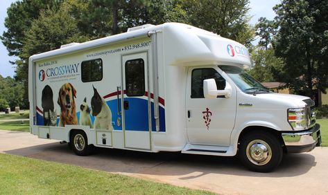 How to Start a Mobile Veterinary Clinic – Animal Career Expert Mobile Veterinary Clinic, Mobile Clinic, Animal Rescue Ideas, Animal Mobile, Mobile Vet, Pet Meds, Vet Clinic, Vet Med, Pet Businesses