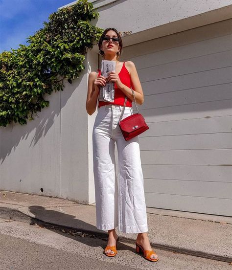 50 Bellísimas Ideas Para Usar Rojo Esta Navidad White Pants Outfit Spring, Pants Outfit Work, White Pants Outfit, Casual Work Outfits Women, Make Your Outfit, Work Outfits Women Summer, White Jeans Outfit, Professional Outfits Women, Chique Outfits