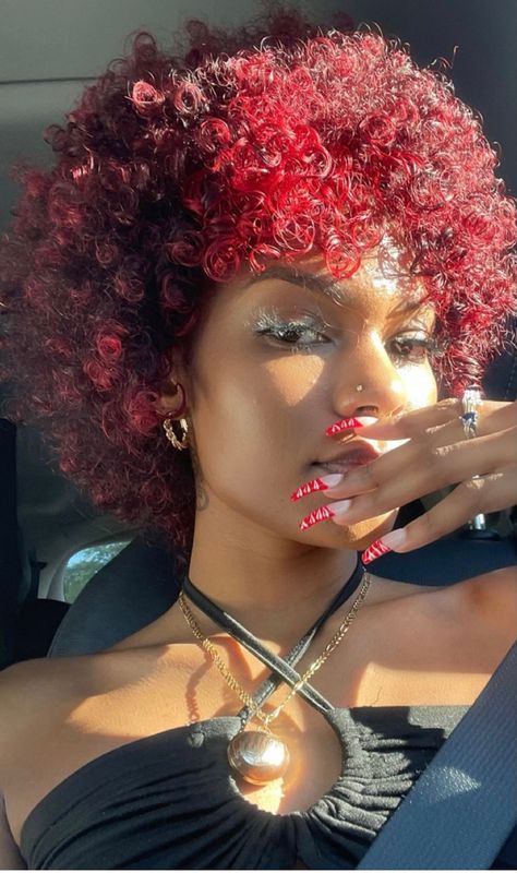 Short Natural Red Hairstyles, Afro Colored Hair, Red Short Hair Black Women, Hair Dye Colors For Short Hair, Short Dyed Hair, Short Natural Curly Hair, Pictures Of Women, Natural Hair Short Cuts, Cute Hair Colors