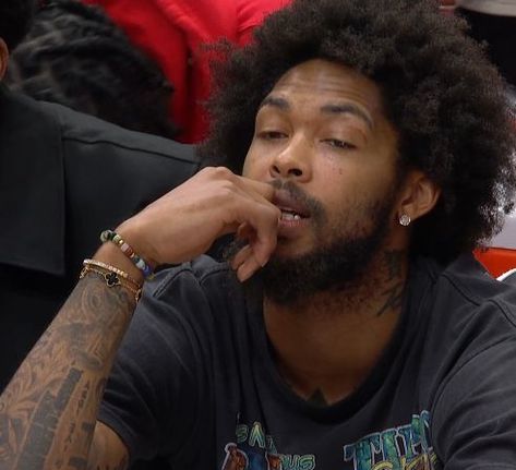 Hair Like Wool, Afro Hairstyles Men, Brandon Ingram, Basketball Photography, Basketball Art, Rap Aesthetic, Reaction Face, Afro Hairstyles, Mood Pics