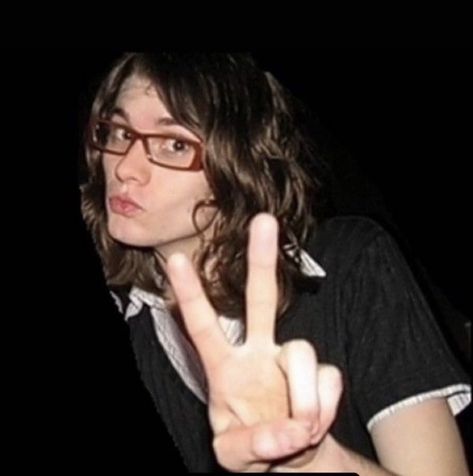 William Beckett, Nerdy Guys, Emo Memes, Thom Yorke, Pete Wentz, Me As A Girlfriend, Emo Bands, Pop Punk