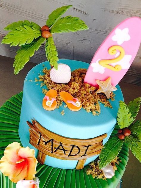 Surfer Cake, Hawaiian Birthday Cakes, Hawaii Cake, Surf Cake, Moana Birthday Cake, Hawaiian Cake, Moana Cake, Moana Themed Party, Hawaiian Birthday Party