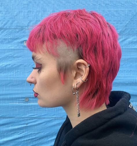 Hot Pink Mullet, Mullet Mohawk Women, Mohawk Front View, Short Deathhawk, Mowhak Hairstyle, Hot Pink Short Nails, Short Nails Black Women, Pink Mullet, Short Nails Black