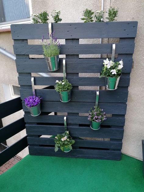 From simple designs to intricate constructions, outdoor pallet projects offer opportunities for both novice and experienced crafters to express their creativity while contributing to sustainability efforts through upcycling.

#DIY #OutdoorDecor #PalletFurniture #Upcycling #GardenProjects #SustainableLiving #OutdoorLiving #Repurposing #Woodworking #CreativeCrafts Pallet Wall Decor Outdoor, Diy Ideas With Pallets, Pallet Projects Outdoor Furniture, Summer House Interior Ideas, Wood Projects Outdoor, Pallet Projects Outdoor, Upcycling Pallets, Furniture From Pallets, Pallet Planter Diy