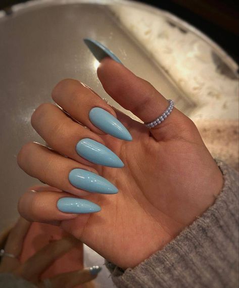 Light Blue Nails Stiletto, Blue Bright Nails, Blue Stiletto Nails, Fantasy Nails, Subtle Nails, Pointed Nails, Classic Nails, Exotic Nails, Almond Acrylic Nails