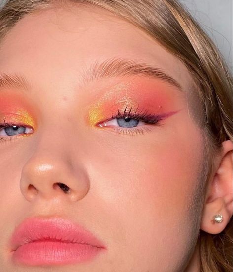 Sunset Makeup, Maquillage On Fleek, Orange Makeup, Makeup Nails Art, Swag Makeup, Makeup Eye Looks, Creative Eye Makeup, Penteado Cabelo Curto, Pink Makeup