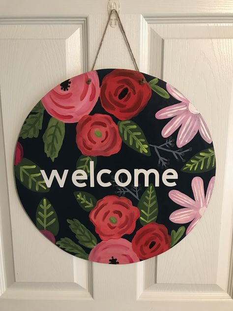 Round Cardboard Painting Ideas, Cardboard Painting Ideas, Welcome Home Crafts, Ikat Art, Flower Base, Embroidery Hoop Crafts, Door Signs Diy, Door Hanger Template, Hello Kitty Crafts