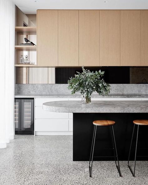 Grey Terrazzo Floor, Terrazzo Kitchen, Kitchen Flooring Trends, Terrazzo Floors, Black Kitchen Island, Flooring Trends, Terrazzo Flooring, Kitchen Trends, Stone Countertops