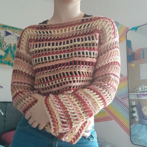 Mesh Sweater!! I made this using the tutorial by @keniksecrochet using an autumn colour pallete and I love how it turned out! Will I ever weave in any ends? Probably not!! #crochetprojects #crochet #crochetsweater #cute #autumn #autumnvibes🍁 Half Double Crochet Sweater, Crochet Panel Sweater, Triple Crochet Sweater, Multi Colored Crochet, Mesh Sweater, Cute Autumn, Half Double Crochet, Crochet Sweater, Crochet Yarn