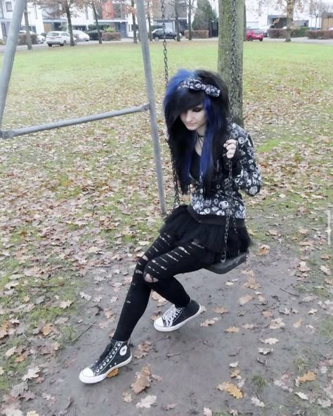 2000s Emo Girl, Emo Girl Outfits 2000s, Scene Girl 2000s, Real Emo, Emo Fashion 2000s, Scene Style, Emo Girl 2000s, 2000s Emo Aesthetic, Emo Style 2000s